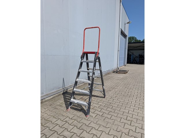Werktrap, altrex, 2x 5 treeds met bordes - afbeelding 2 van  5
