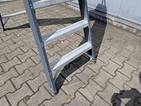 Werktrap, altrex, 2x 7 treeds met bordes - afbeelding 3 van  5