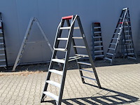 Werktrap altrex, 2x 8 treeds - afbeelding 1 van  4