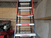 Werktrap altrex, 2x 9 treeds met bordes - afbeelding 3 van  7