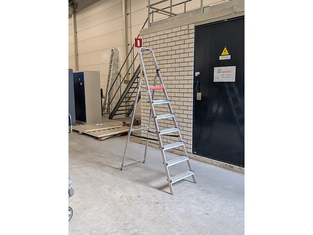 Werktrap altrex, 6 treeds met bordes - afbeelding 1 van  7