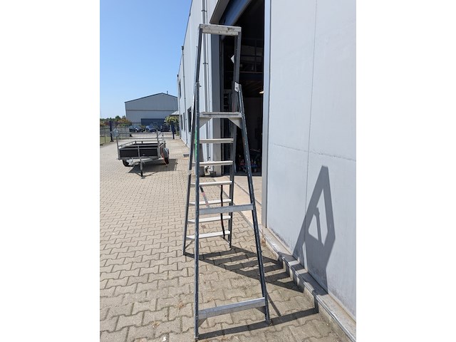 Werktrap altrex, 6 treeds met bordes - afbeelding 5 van  6