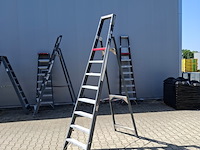 Werktrap altrex, 8 treeds - afbeelding 1 van  4