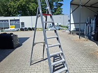 Werktrap altrex, 8 treeds - afbeelding 3 van  4