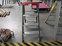 Werktrap altrex, fdo4, , 2x4 treeds - afbeelding 2 van  5