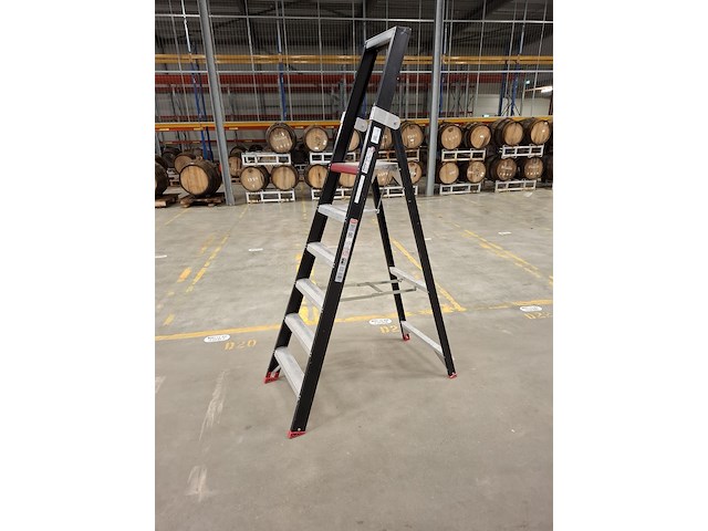 Werktrap altrex, taurus - afbeelding 1 van  4