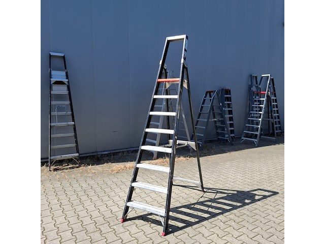 Werktrap altrex, tgb8 - afbeelding 1 van  3