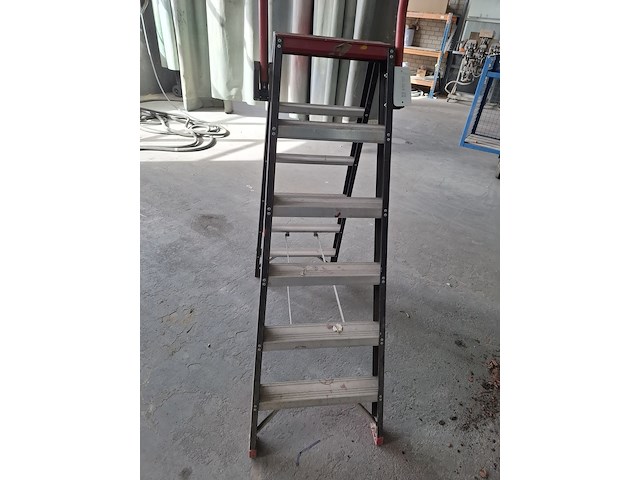 Werktrap altrex - afbeelding 2 van  3