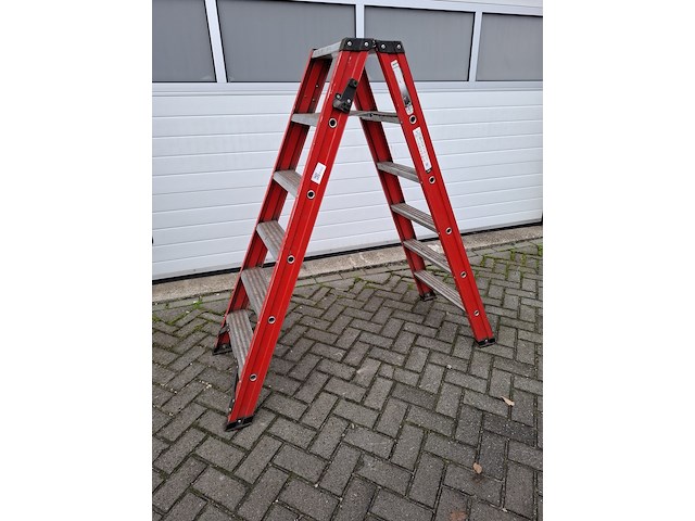 Werktrap, kelfort, 2018 - afbeelding 1 van  5