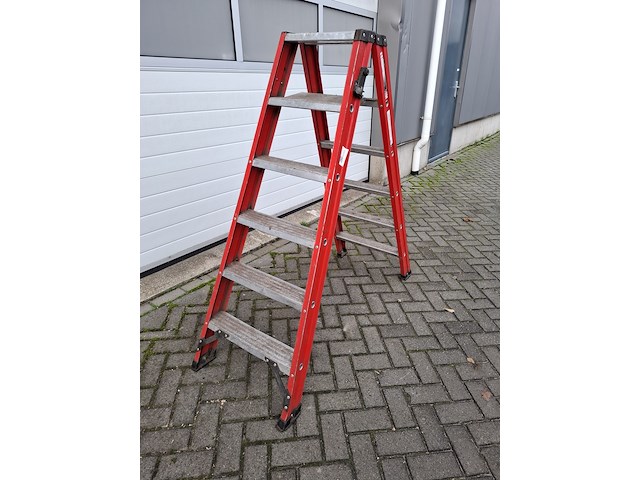 Werktrap, kelfort, 2018 - afbeelding 2 van  5