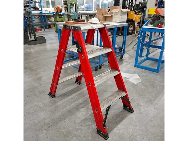 Werktrap kelfort, 2x 3 treeds met bordes - afbeelding 3 van  5