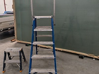 Werktrap met opstap 2x 4 treeds met bordes - afbeelding 3 van  8