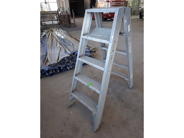 Werktrap solide, dt05 - afbeelding 2 van  3