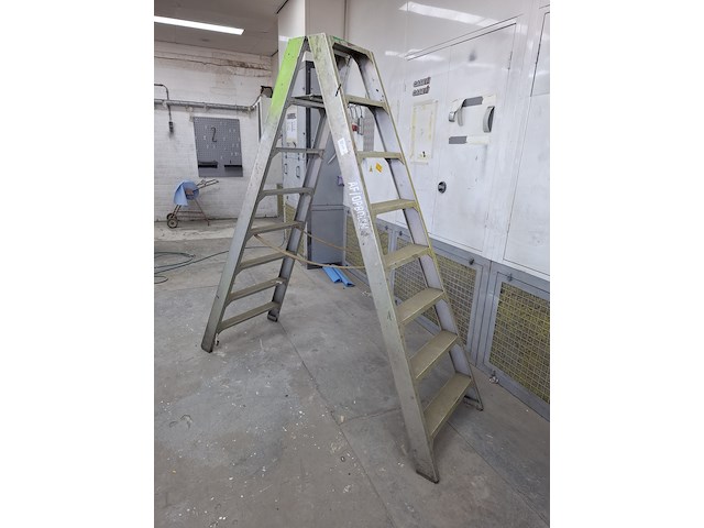 Werktrap - afbeelding 2 van  2