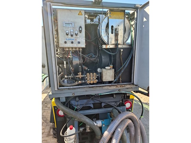 Werktuigdrager met heetwatermachine, multihog, cx75, 2016 - afbeelding 16 van  42