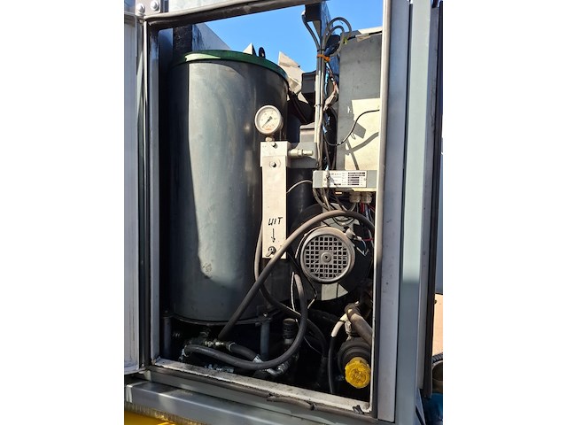 Werktuigdrager met heetwatermachine, multihog, cx75, 2016 - afbeelding 21 van  42