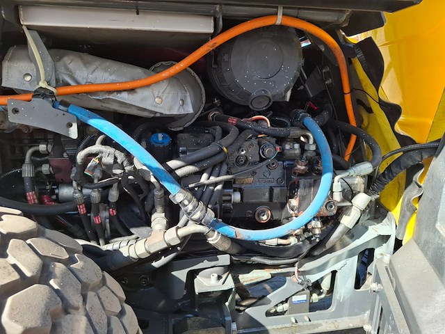 Werktuigdrager met heetwatermachine, multihog, cx75, 2016 - afbeelding 33 van  42