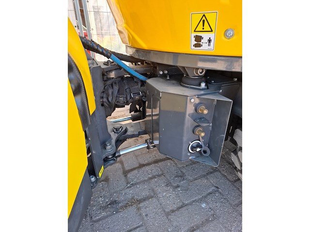 Werktuigdrager met heetwatermachine, multihog, cx75, 2016 - afbeelding 40 van  42