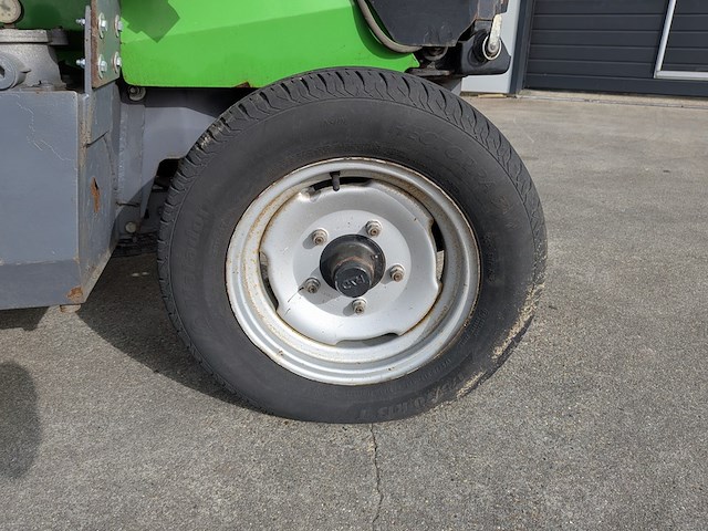 Werktuigdrager met onkruidborstel, lm trac, 287 - afbeelding 8 van  33