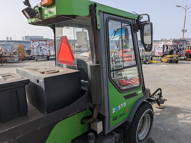 Werktuigdrager met onkruidborstel, lm trac, 287 - afbeelding 16 van  33