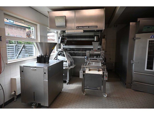 Werner & pfleiderer cr 59 conische opbolmachine - afbeelding 8 van  9