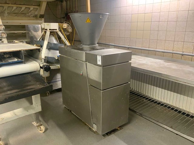 Werner & pfleiderer-haton parta st afmeetmachine - afbeelding 1 van  4