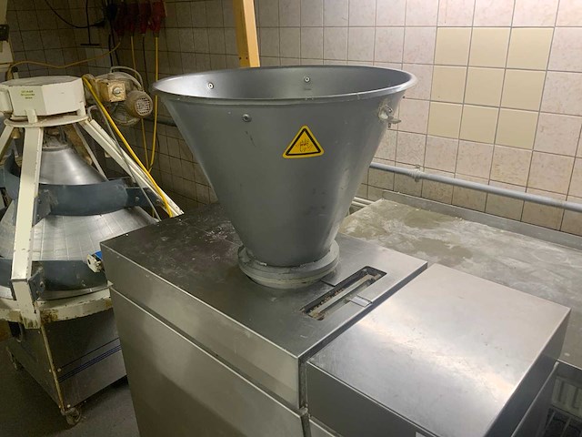 Werner & pfleiderer-haton parta st afmeetmachine - afbeelding 3 van  4