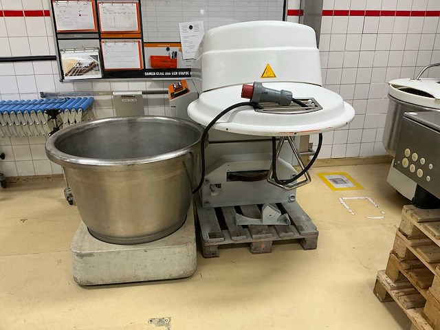 Werner & pfleiderer uc80 spiraalkneder - afbeelding 4 van  11