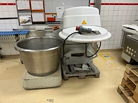 Werner & pfleiderer uc80 spiraalkneder - afbeelding 4 van  11