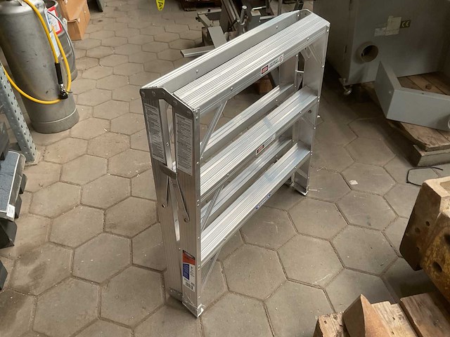 Werner tw373-30 ladder - afbeelding 2 van  2