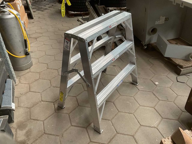 Werner tw373-30 ladder - afbeelding 1 van  4