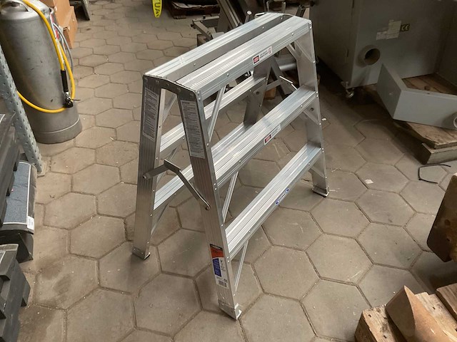 Werner tw373-30 ladder - afbeelding 2 van  4