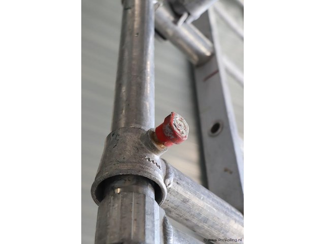 Wernerco hi-way mobiele rolsteiger - afbeelding 8 van  9