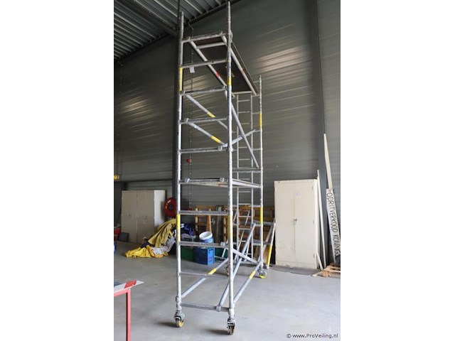 Wernerco hi-way mobiele rolsteiger - afbeelding 3 van  10