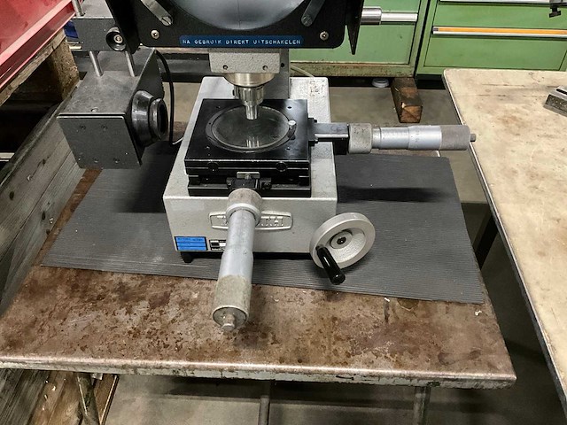 Werth junior150 optische profiel projector - afbeelding 2 van  7