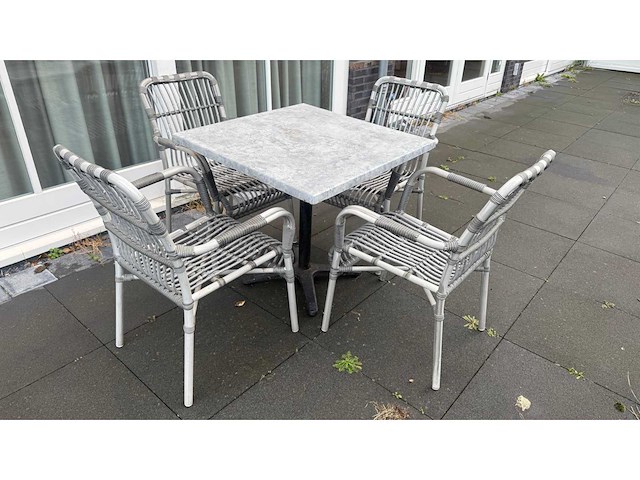 Werzalit compleet terrasmeubilair bestaande uit 15 tafels en 46 stoelen - afbeelding 3 van  12