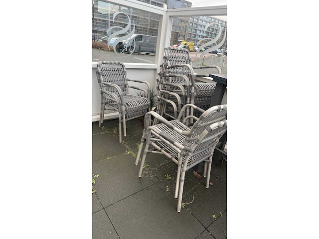 Werzalit compleet terrasmeubilair bestaande uit 15 tafels en 46 stoelen - afbeelding 8 van  12