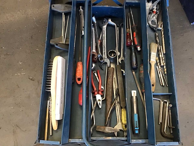 Wesma gereedschapskist met inhoud - afbeelding 3 van  4