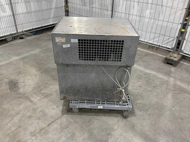 Wessamat w-121 ijsblokjes machine - afbeelding 7 van  7