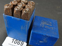 West duitse slagletters inn originele box - afbeelding 1 van  5