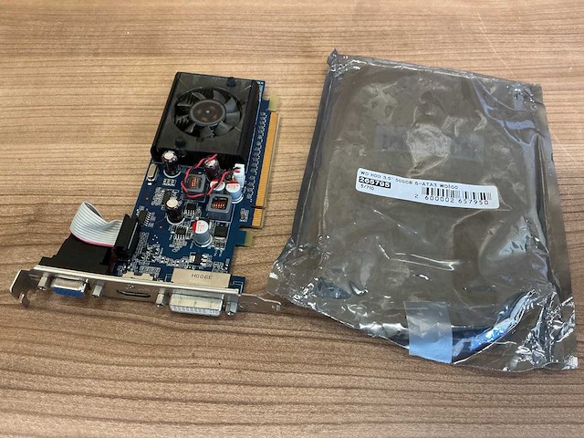 Western digital | 500gb - sata 3,5” | interne hardeschijf - afbeelding 1 van  7