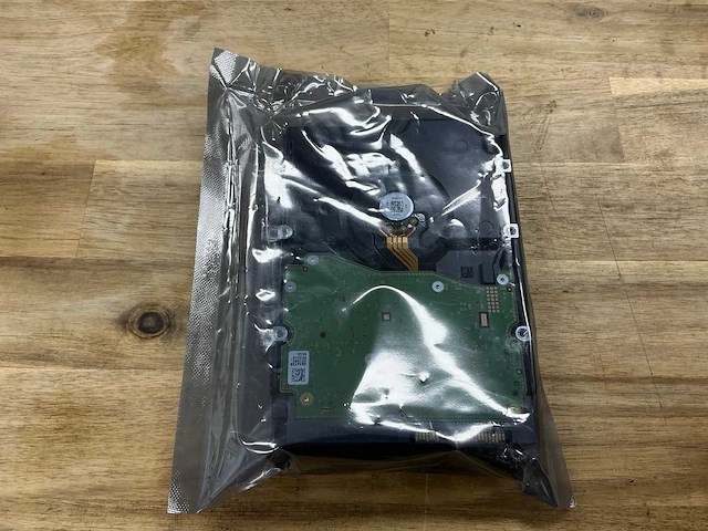 Western digital 8tb dc hc320 - afbeelding 2 van  2