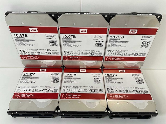 Western digital (wd101kfbx) red pro 10 tb sata nas hdds (6x) - afbeelding 1 van  6