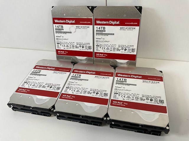 Western digital (wd141kfgx) red pro 14 tb sata nas hdds (5x) - afbeelding 2 van  4