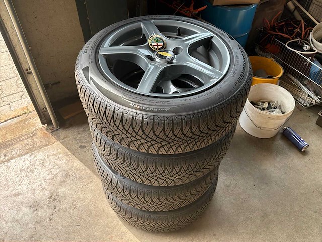 Westlake 185/55r16 autoband - afbeelding 1 van  3