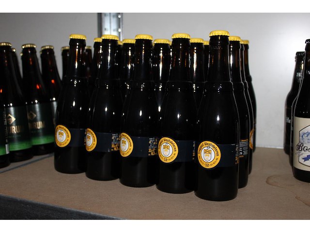 Westvleteren bier. 25 flessen. - afbeelding 1 van  2