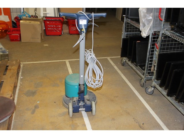 Wetrok monodisk boenmachine 1500watt - afbeelding 8 van  11