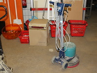 Wetrok monodisk boenmachine 1500watt - afbeelding 2 van  11