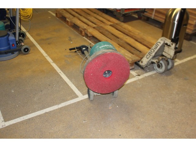 Wetrok monodisk boenmachine 1500watt - afbeelding 8 van  11