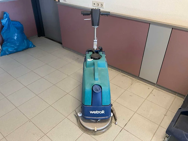 Wetrok samba xt schrobmachine - afbeelding 2 van  4